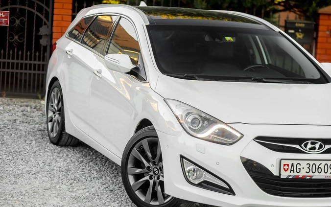 Hyundai i40 cena 45900 przebieg: 167852, rok produkcji 2014 z Nowa Sól małe 704